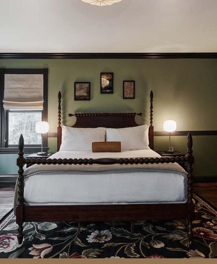 The Constance By The Lenox Collection Hotel Екстериор снимка