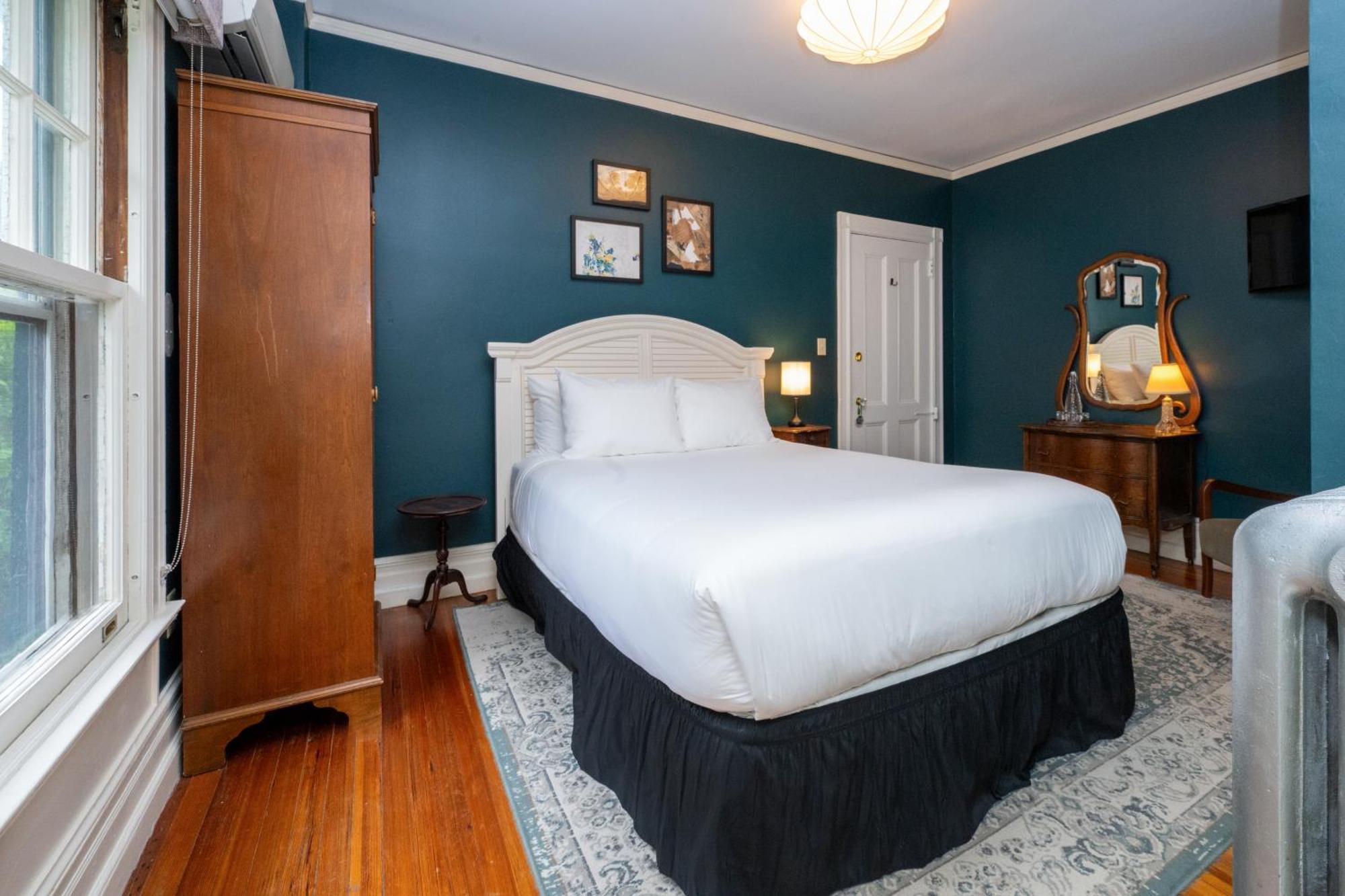 The Constance By The Lenox Collection Hotel Екстериор снимка